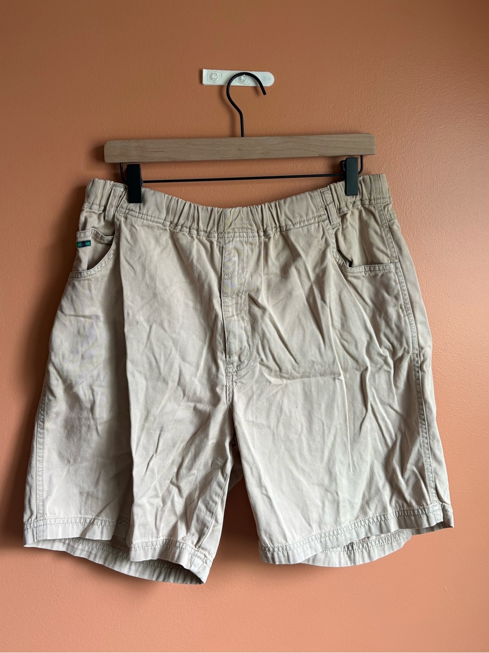 Vintage Colours by Alexander Julian Shorts Khaki Cargo 100% Cotton Size Medium